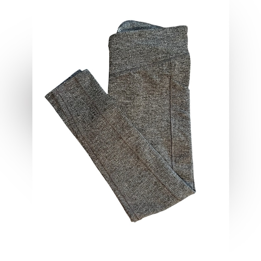Champion Black & White Speckled Leggings – Size Large